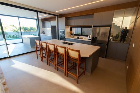 Casa de condomínio à venda com 325m², 5 quartos e 4 vagasCozinha