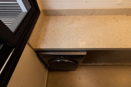 Casa de condomínio à venda com 325m², 5 quartos e 4 vagasÁrea de Serviço