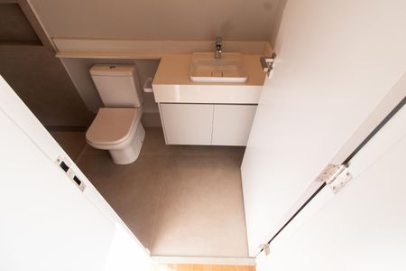 Casa de condomínio à venda com 325m², 5 quartos e 4 vagasBanheiro da Suíte 2