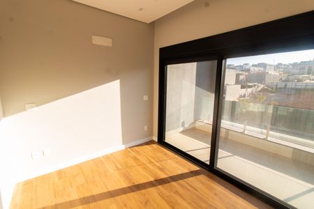 Casa de condomínio à venda com 325m², 5 quartos e 4 vagasSuíte 2