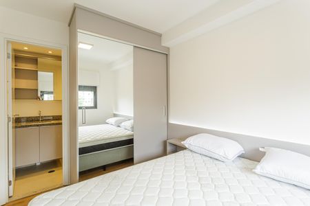 Suíte de apartamento para alugar com 1 quarto, 26m² em Vila Olímpia, São Paulo