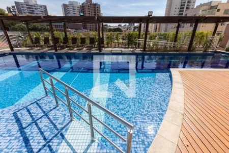Apartamento à venda com 63m², 1 quarto e 1 vaga Apartamento à venda com 63m², 1 quarto e 1 vagaÁrea comum - Piscina