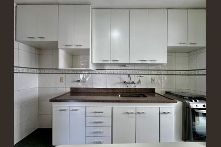 Apartamento para alugar com 75m², 3 quartos e 2 vagasCozinha