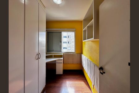 Apartamento para alugar com 75m², 3 quartos e 2 vagasQuarto 3