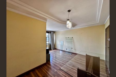Apartamento para alugar com 75m², 3 quartos e 2 vagasSala