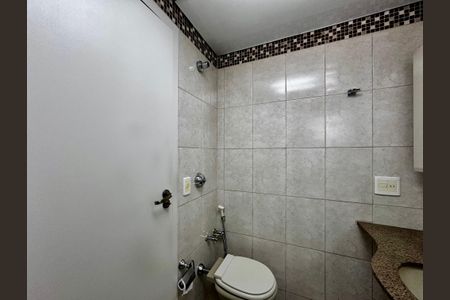 Apartamento para alugar com 75m², 3 quartos e 2 vagasBanheiro