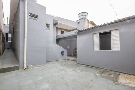 Casa à venda com 160m², 2 quartos e 1 vagaQuintal