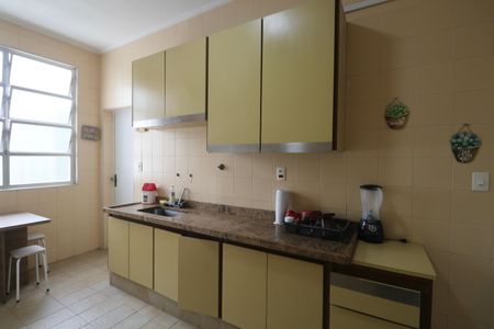 Apartamento para alugar com 158m², 4 quartos e sem vagaCozinha