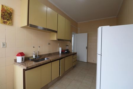 Apartamento para alugar com 158m², 4 quartos e sem vagaCozinha
