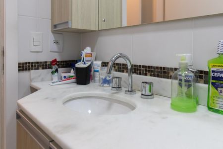 Apartamento à venda com 71m², 3 quartos e 1 vagaBanheiro da Suíte