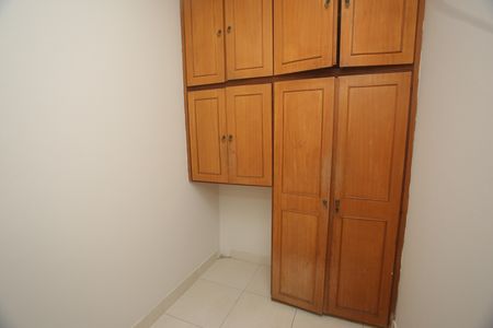 Quarto de Serviço de apartamento para alugar com 3 quartos, 100m² em Coracao de Jesus, Belo Horizonte