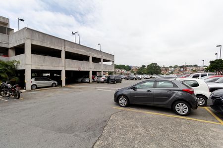 Apartamento para alugar com 50m², 2 quartos e 1 vaga Apartamento para alugar com 50m², 2 quartos e 1 vagaÁrea Comum - Estacionamento