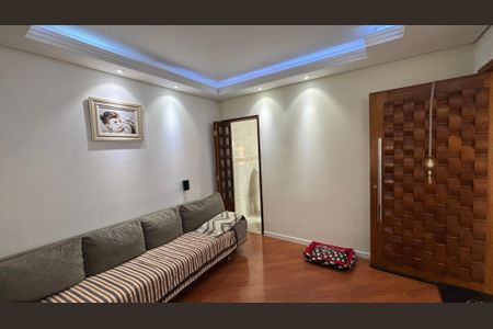 Sala de casa para alugar com 3 quartos, 205m² em Jardim do Estádio, Santo André