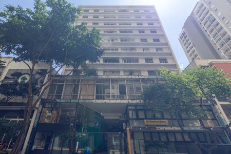 Apartamento à venda com 70m², 2 quartos e 1 vagaFachada