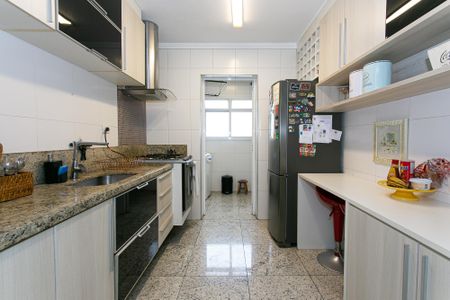 Apartamento à venda com 84m², 3 quartos e 2 vagasCozinha