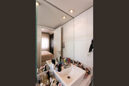 Apartamento à venda com 84m², 3 quartos e 2 vagasBanheiro da Suíte