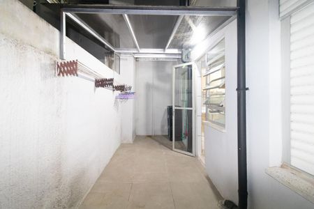 Apartamento à venda com 70m², 3 quartos e sem vagaQuintal