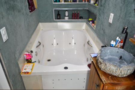 Apartamento à venda com 114m², 3 quartos e 2 vagasBanheiro da Suíte 1