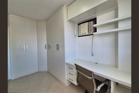 Quarto 2 de apartamento à venda com 3 quartos, 167m² em Recreio dos Bandeirantes, Rio de Janeiro
