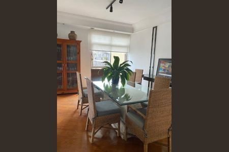 Apartamento à venda com 230m², 3 quartos e 1 vaga