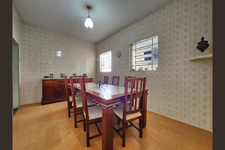 Casa à venda com 300m², 5 quartos e 2 vagasCopa