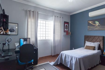 Casa à venda com 460m², 3 quartos e 6 vagasSuíte 1