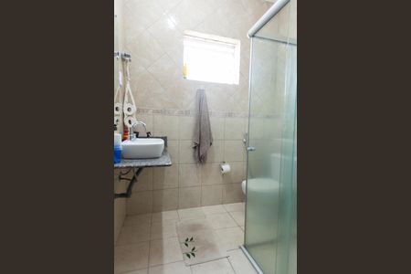 Casa à venda com 460m², 3 quartos e 6 vagasBanheiro da Suíte 2