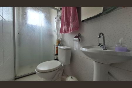 Casa à venda com 96m², 3 quartos e 2 vagasBanheiro