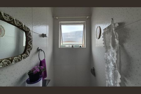 Casa à venda com 96m², 3 quartos e 2 vagasLavabo