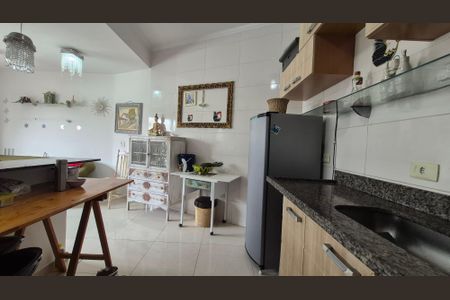 Casa à venda com 96m², 3 quartos e 2 vagasCozinha