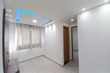 Sala de apartamento à venda com 2 quartos, 47m² em Parque Industrial, Campinas