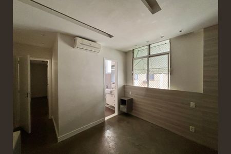 Apartamento à venda com 73m², 3 quartos e sem vagaSuíte