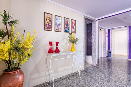 Apartamento à venda com 70m², 2 quartos e 1 vagaHall social