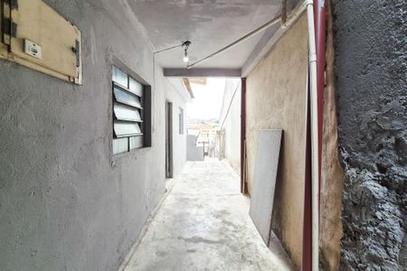 Casa para alugar com 35m², 1 quarto e sem vagaárea  de serviço