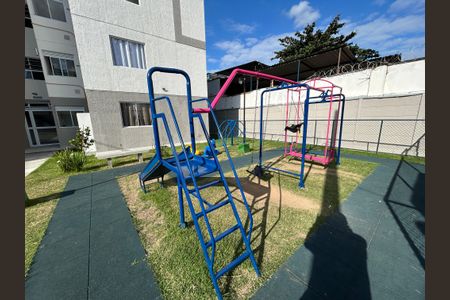 Apartamento à venda com 40m², 2 quartos e sem vagaÁrea comum - Playground