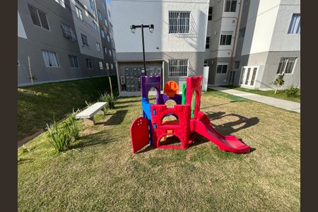 Apartamento à venda com 40m², 2 quartos e sem vagaÁrea comum - Playground