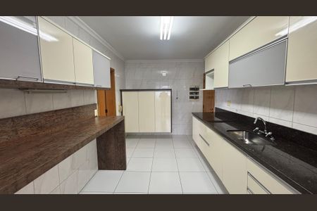 Apartamento para alugar com 150m², 3 quartos e 3 vagasCozinha