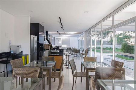 Apartamento à venda com 129m², 3 quartos e 2 vagas Apartamento à venda com 129m², 3 quartos e 2 vagasÁrea comum - Churrasqueira