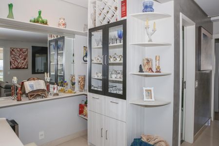 Apartamento à venda com 129m², 3 quartos e 2 vagas Apartamento à venda com 129m², 3 quartos e 2 vagasSala