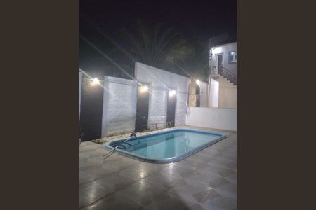 Casa à venda com 60m², 2 quartos e 2 vagasPiscina