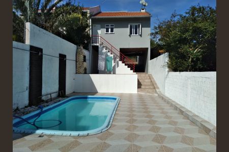 Casa à venda com 60m², 2 quartos e 2 vagasPiscina