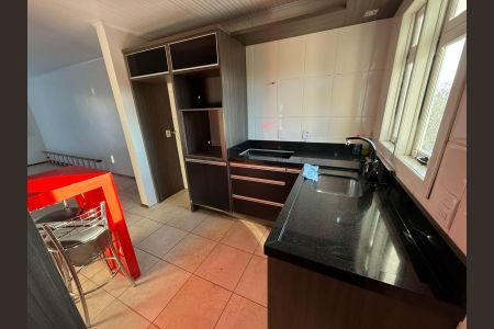 Casa à venda com 60m², 2 quartos e 2 vagasCozinha