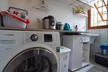 Casa à venda com 160m², 3 quartos e 2 vagasÁrea de Serviço