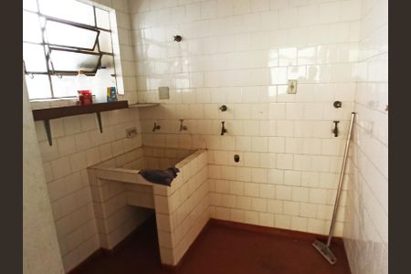 Casa à venda com 190m², 3 quartos e 3 vagasÁrea de Serviço