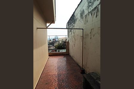 Casa à venda com 190m², 3 quartos e 3 vagasCorredor Externo