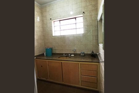 Casa à venda com 190m², 3 quartos e 3 vagas Banheiro Social