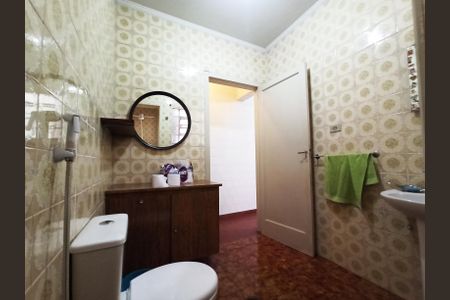 Casa à venda com 190m², 3 quartos e 3 vagasBanheiro de Serviço