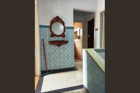 Casa à venda com 190m², 3 quartos e 3 vagasEscada Quartos