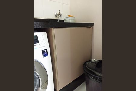 Apartamento à venda com 40m², 2 quartos e 1 vagaÁrea de Serviço