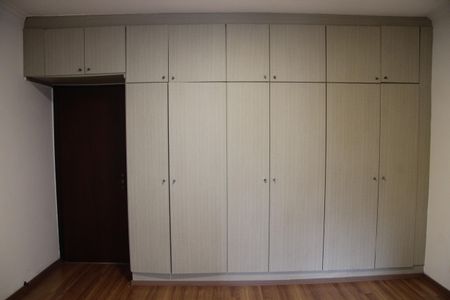 Quarto 1 de casa à venda com 4 quartos, 240m² em Vila Augusta, Guarulhos